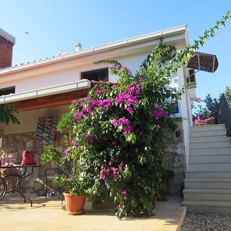 Holiday Home Artina 2 Lovište Eksteriør bilde