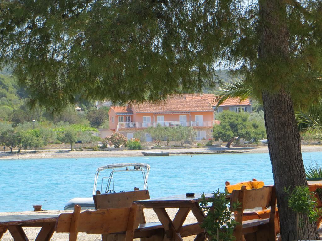Holiday Home Artina 2 Lovište Rom bilde