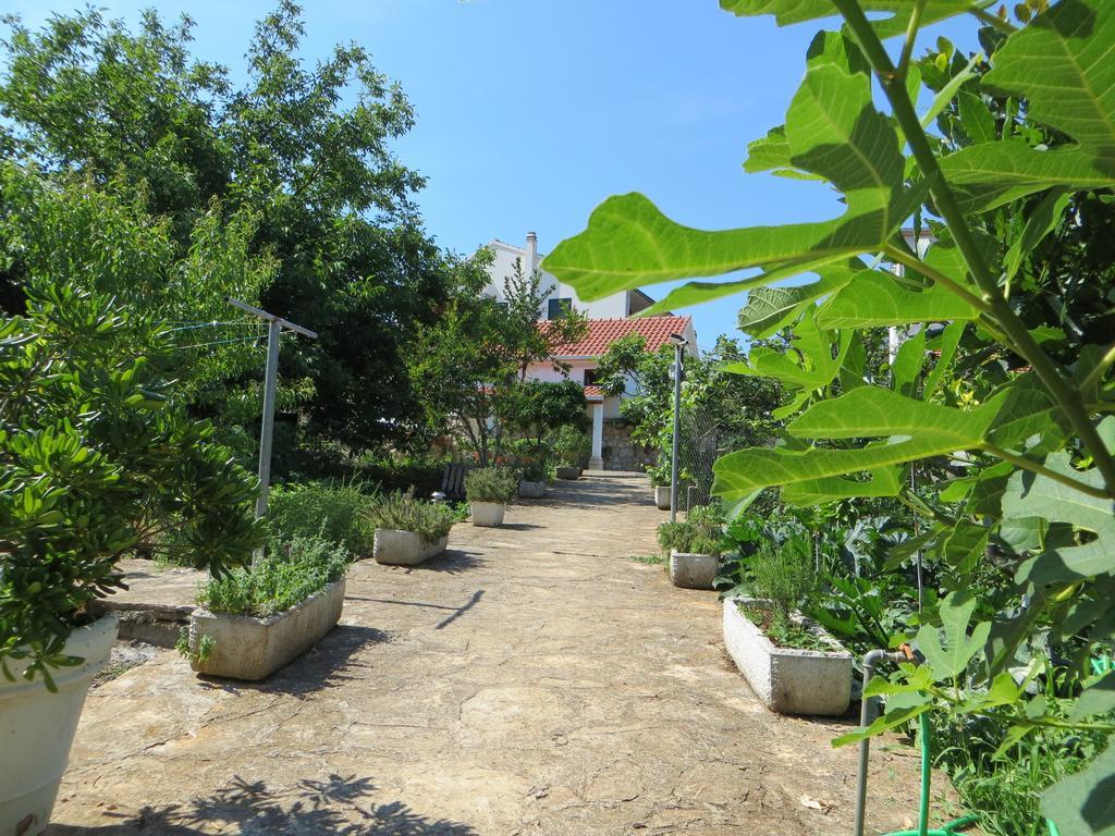 Holiday Home Artina 2 Lovište Rom bilde