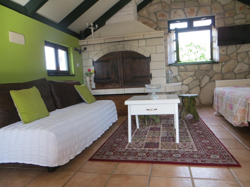 Holiday Home Artina 2 Lovište Eksteriør bilde